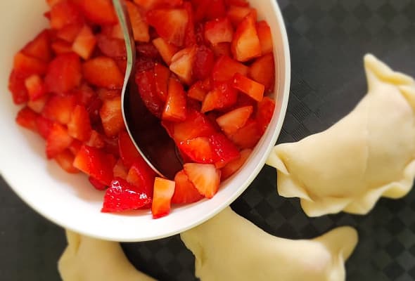 Pierogi z truskawką