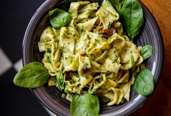 Pesto di spinaci e gorgonzola