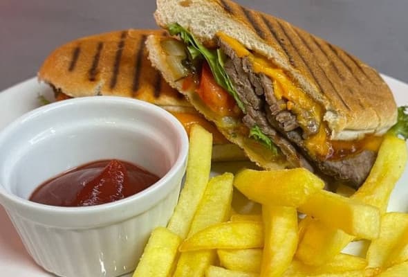 Сендвіч з яловичиною