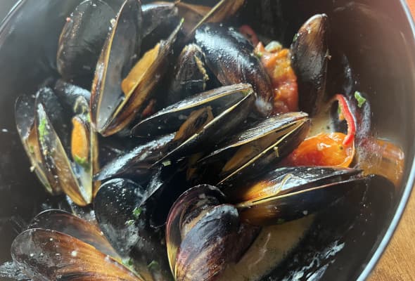 Mule w sosie limonkowym.